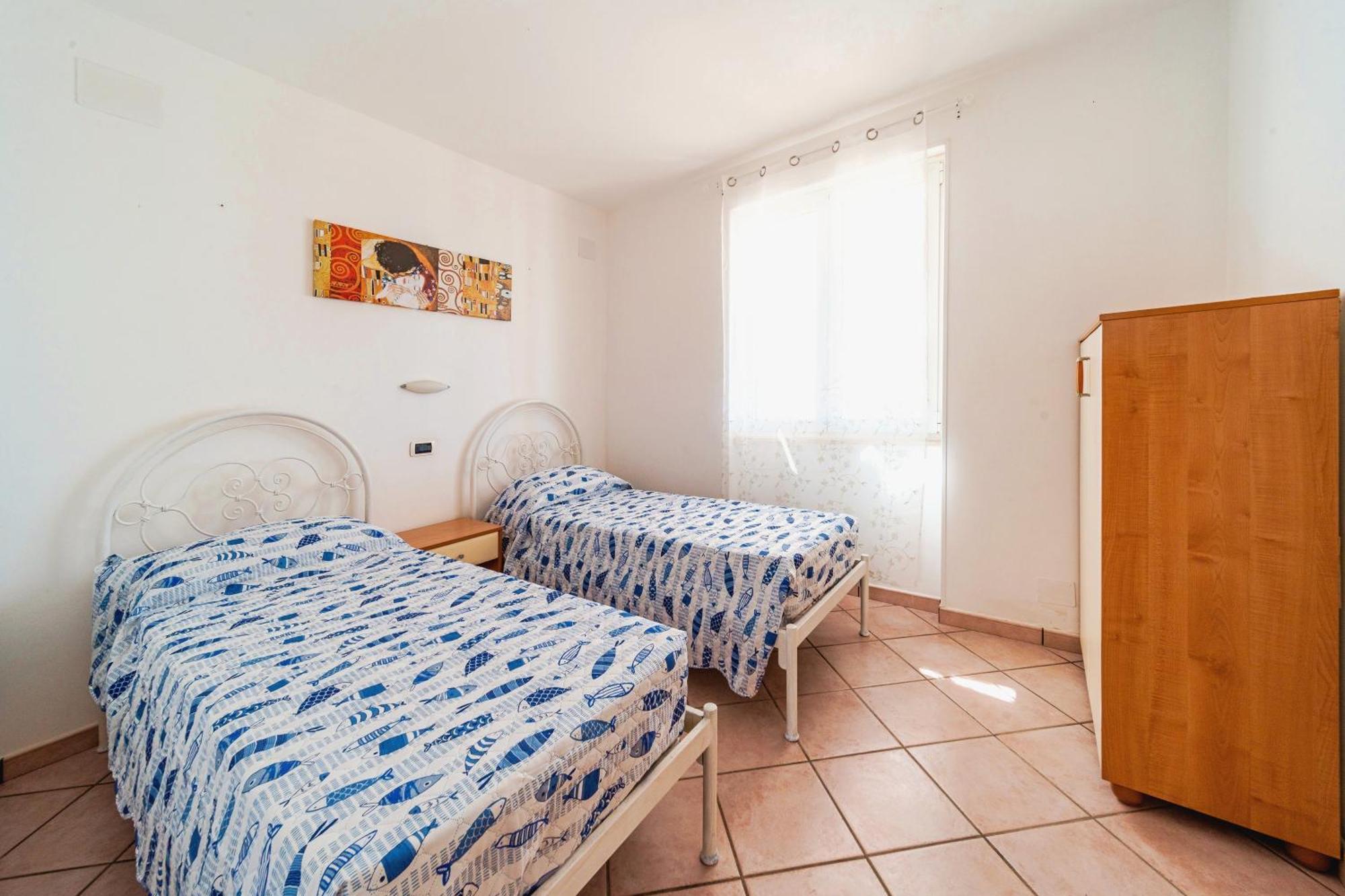 Residence Oasi Sul Mare Torre Suda Exterior photo