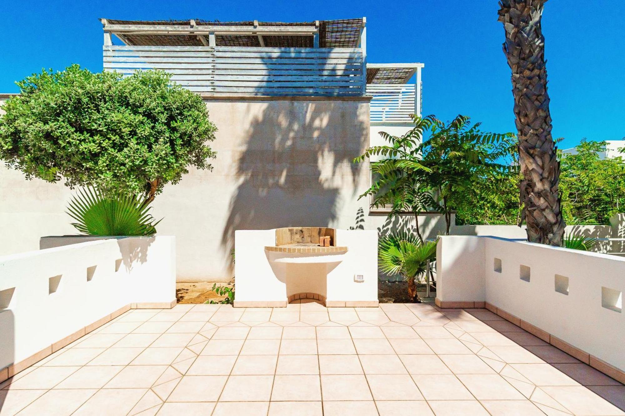Residence Oasi Sul Mare Torre Suda Exterior photo