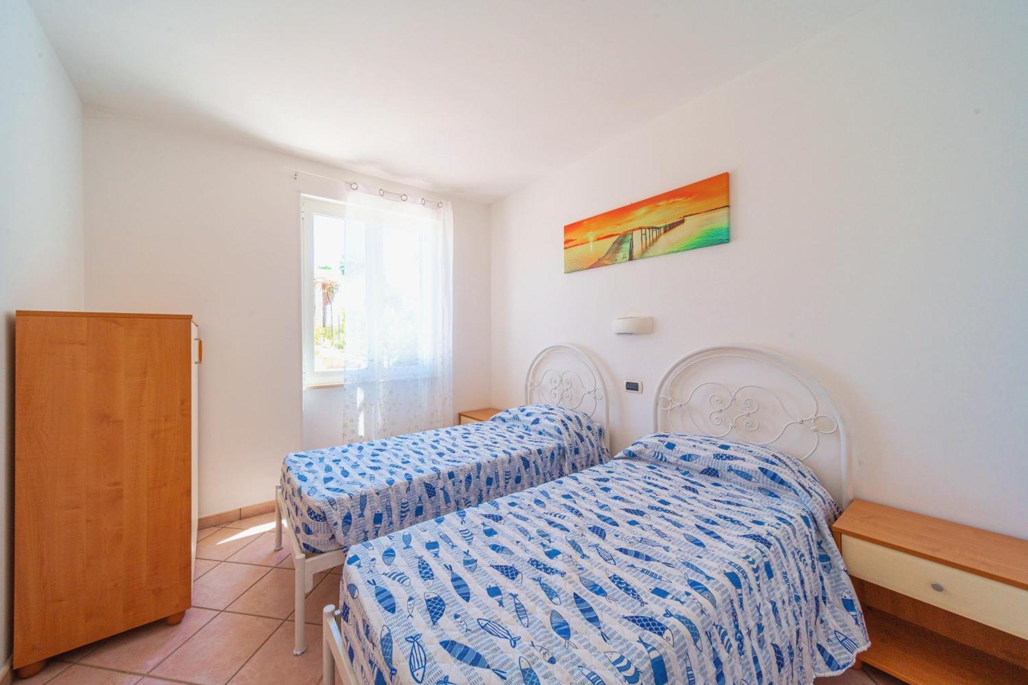 Residence Oasi Sul Mare Torre Suda Exterior photo